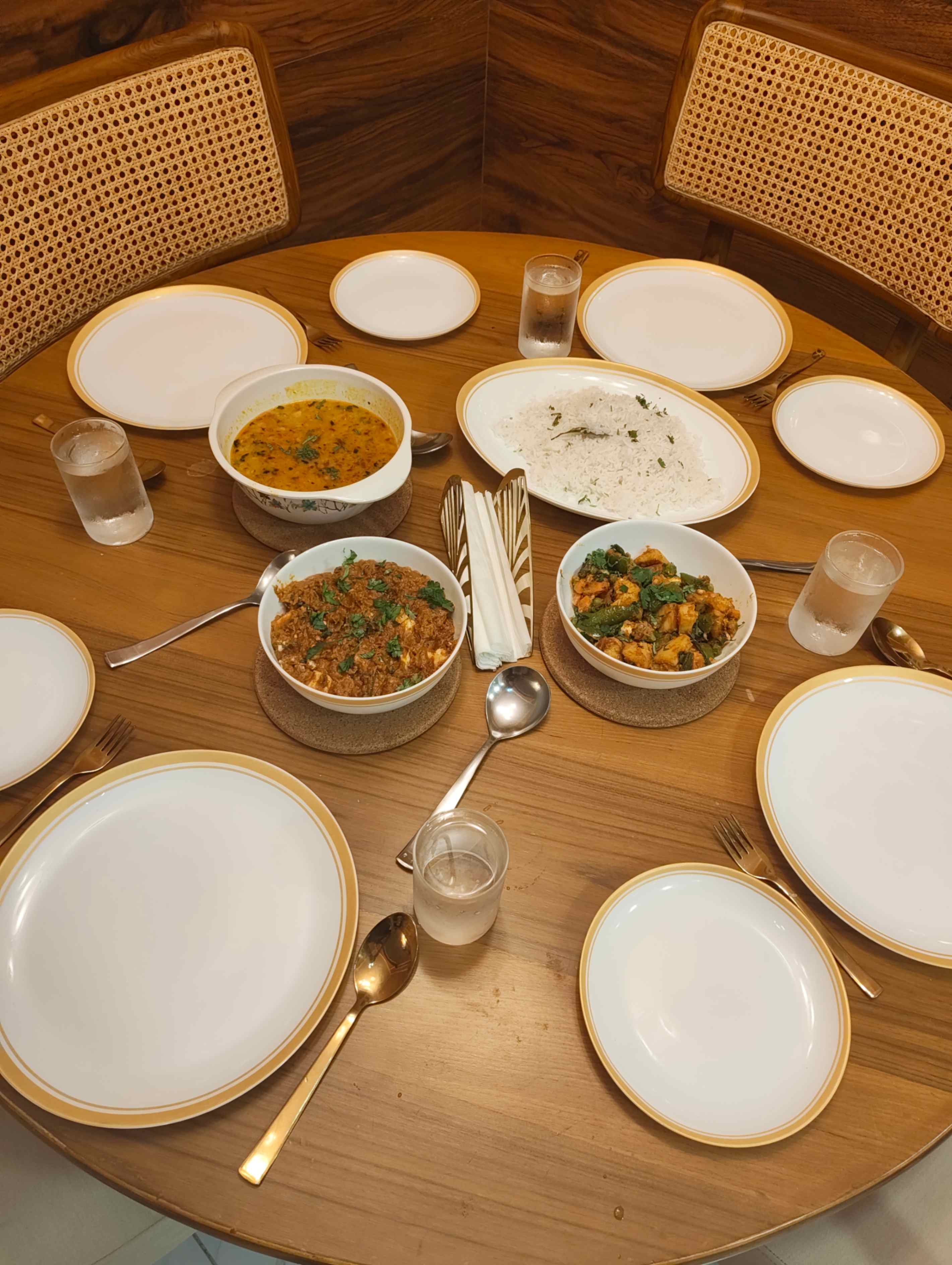 Redeaglesnest_Dining